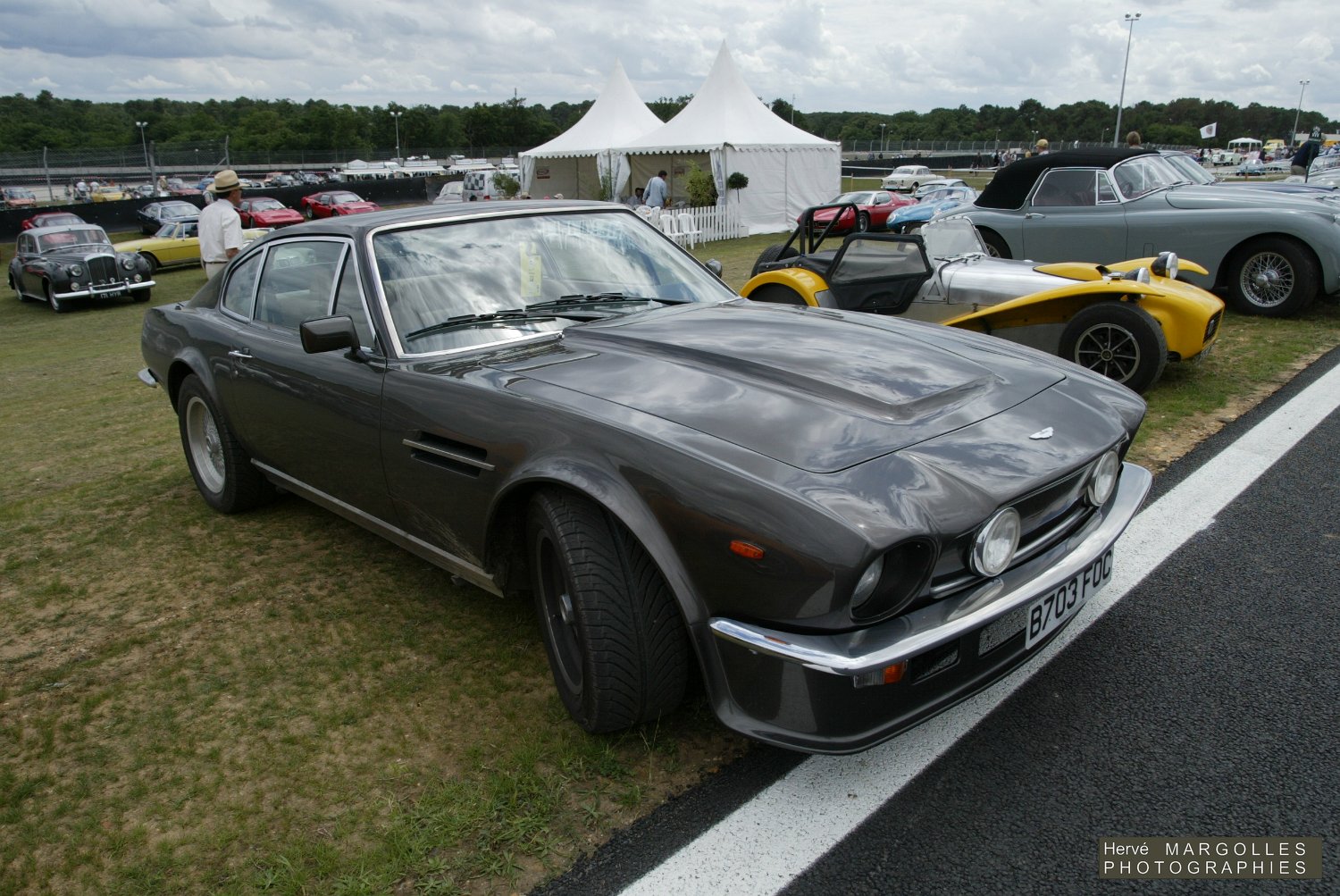 1977_Aston-Martin-V8-Vantage-serie 3-01.JPG